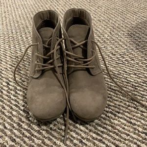 Barely worn wedge booties. Grayish-tan.Size 8.